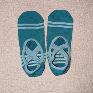 New Blue grip socks athleta